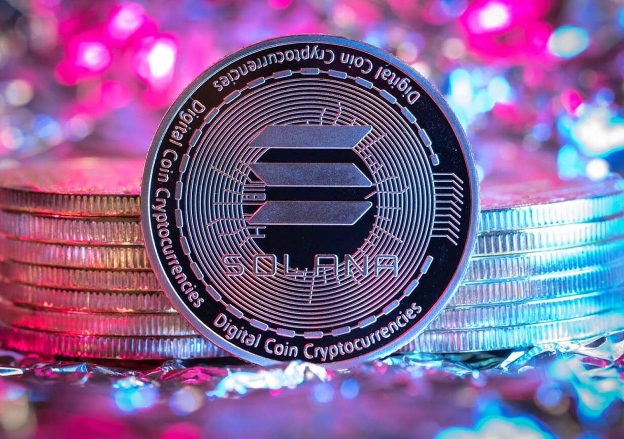 Solana becomes a bargain after SEC fear, Avorak can profit from this movement